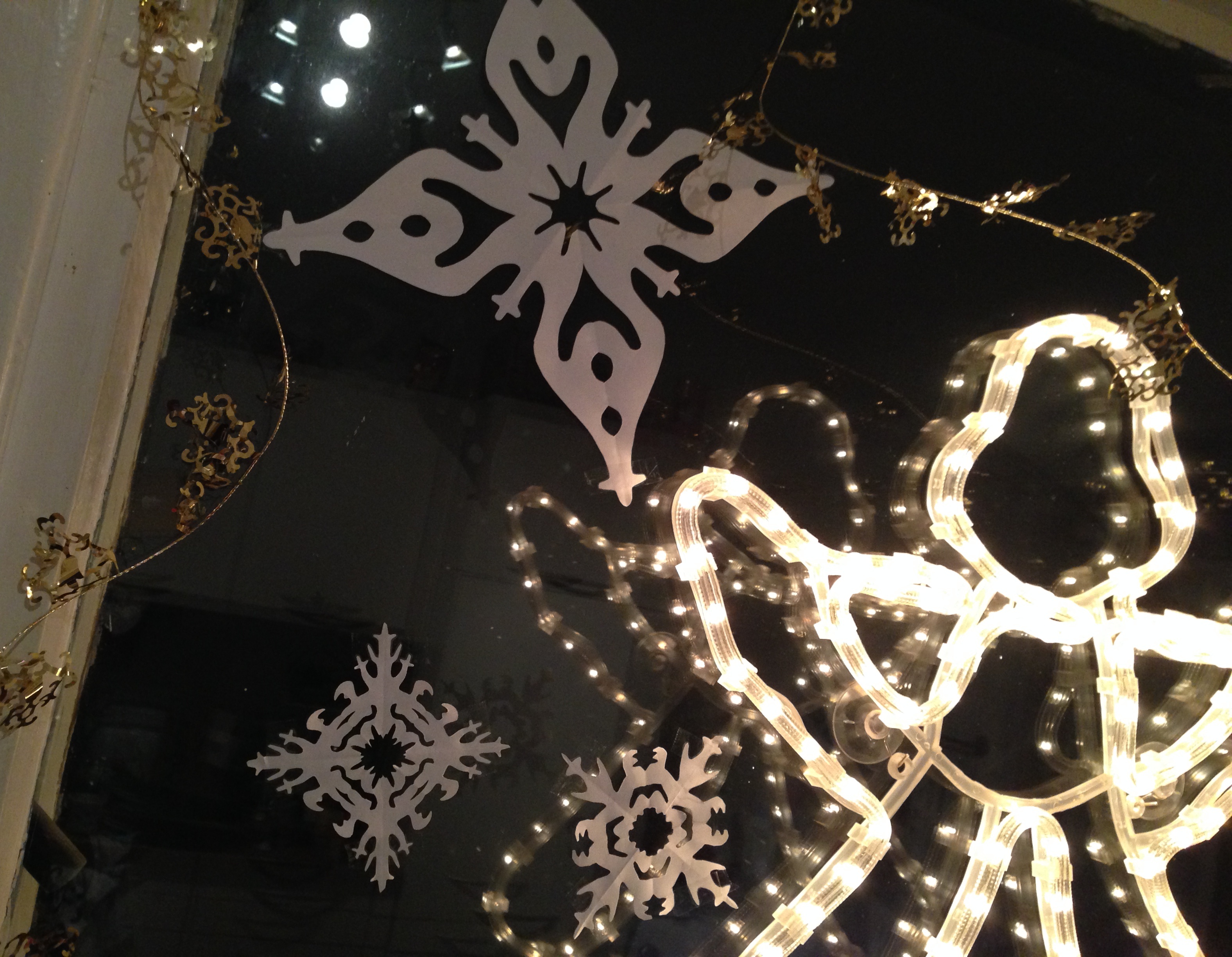 snowflakes_window