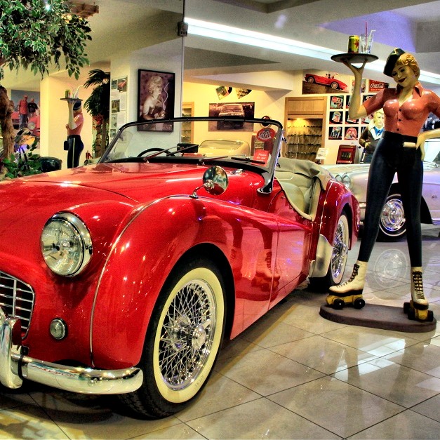 Malta-Classic-Car-Collecion-1958-Triumph-TR3 1